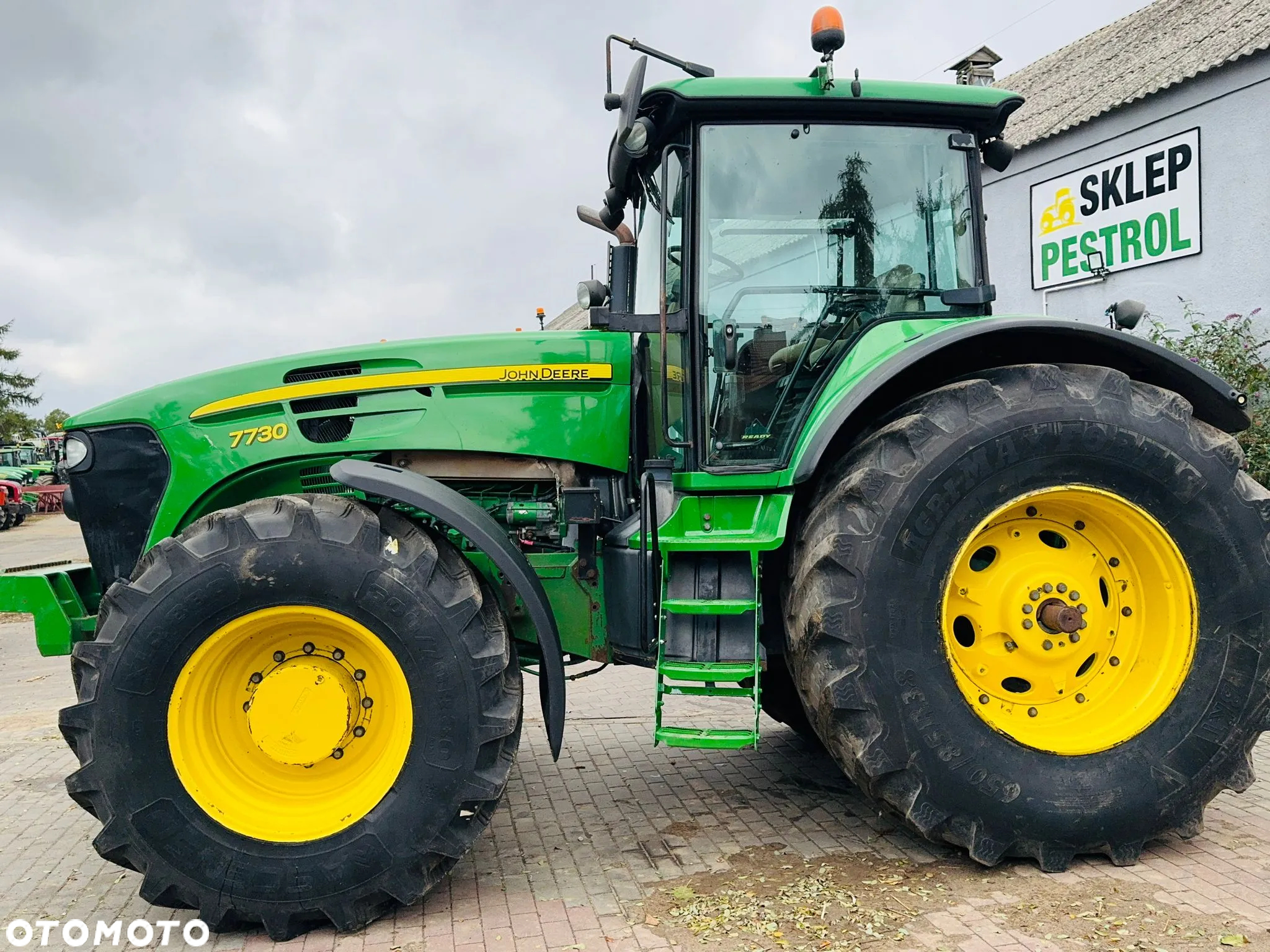 John Deere 7730 - 12