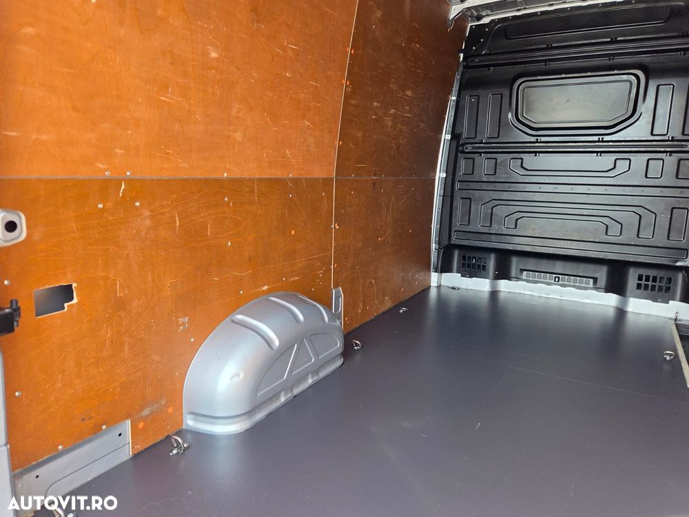 Volkswagen New Crafter L3H2 - 11