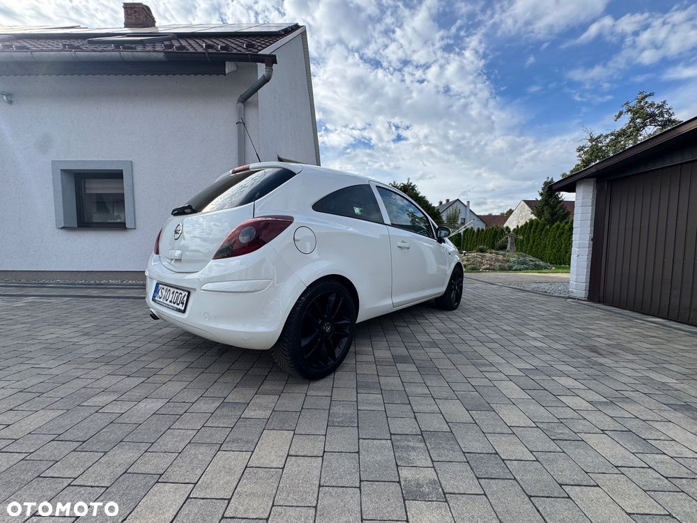 Opel Corsa 1.4 16V Sport - 5