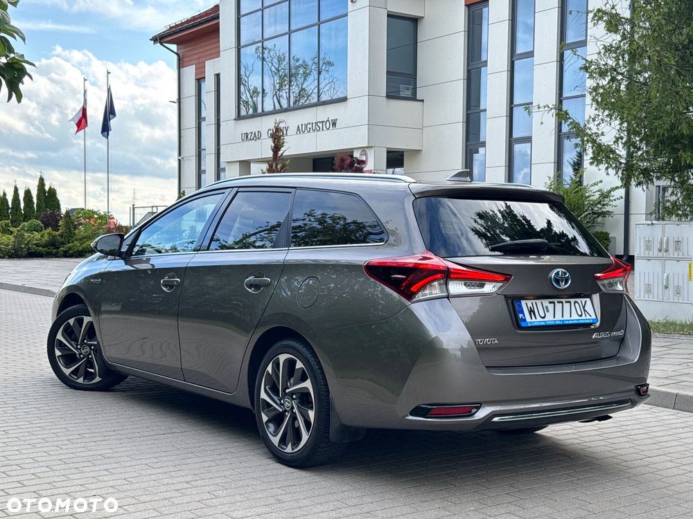 Toyota Auris Hybrid 135 Premium - 9