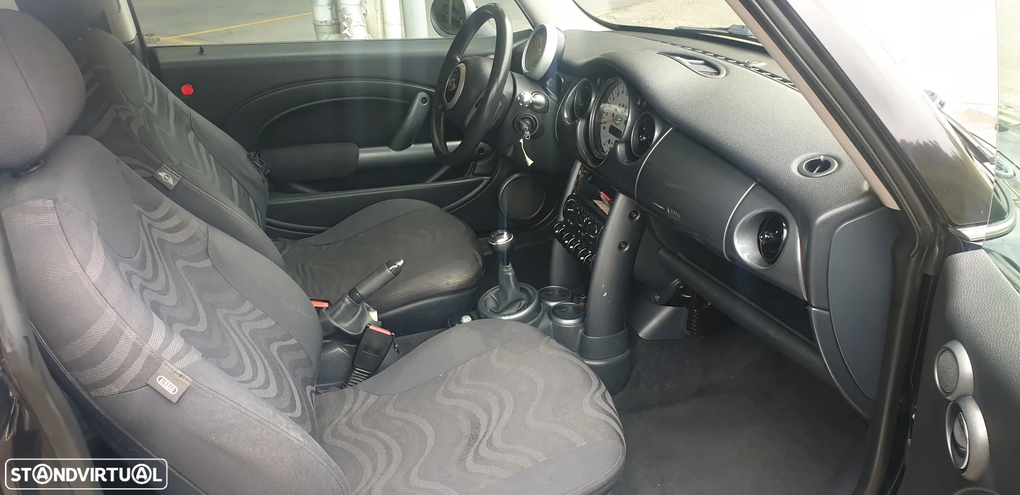 MINI 3 Portas One 1.6 - 12