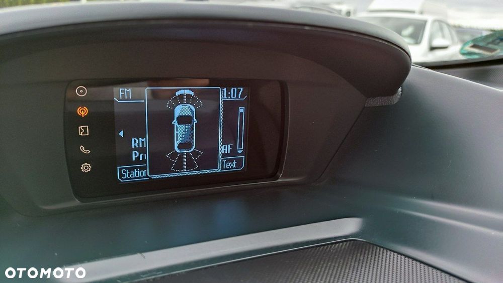 Ford C-MAX - 33