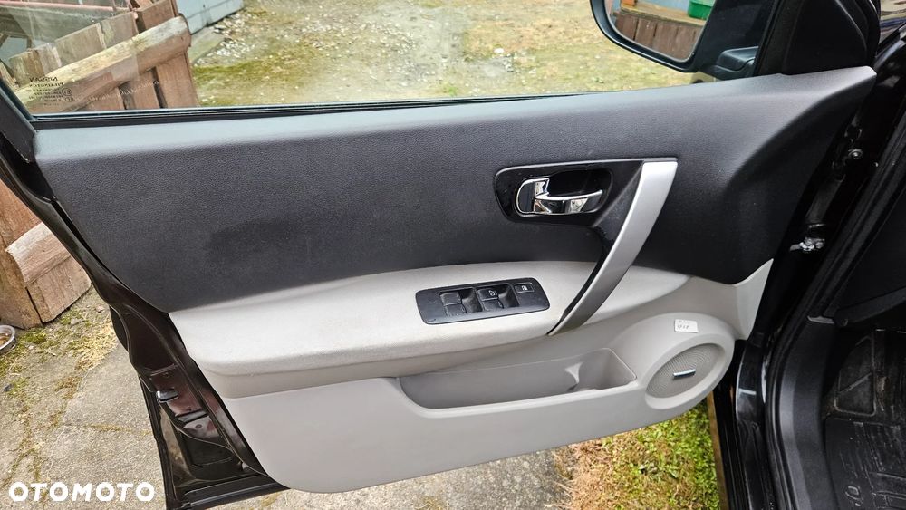 Nissan Qashqai - 14