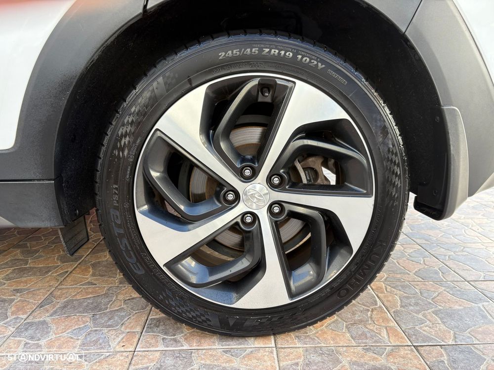 Hyundai Tucson 1.7 CRDi Premium DCT - 39