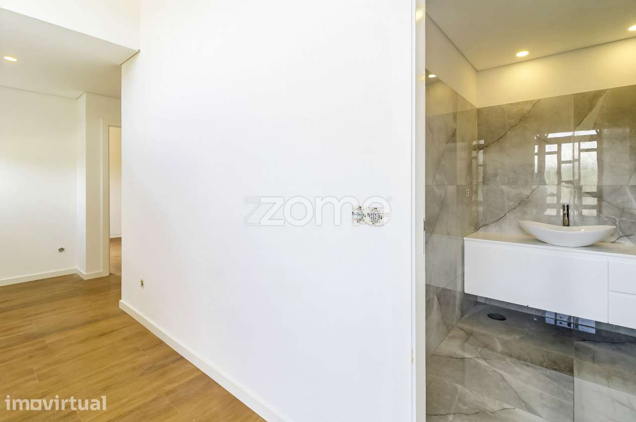 Apartamento T3 Remodelado com Terraço - Oliveira de Azeméis - Grande imagem: 2/34