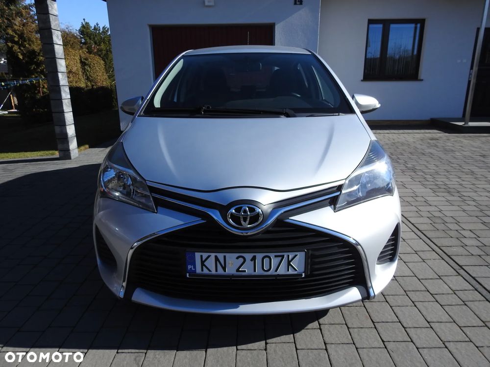 Toyota Yaris 1.0 Active EU6 - 38