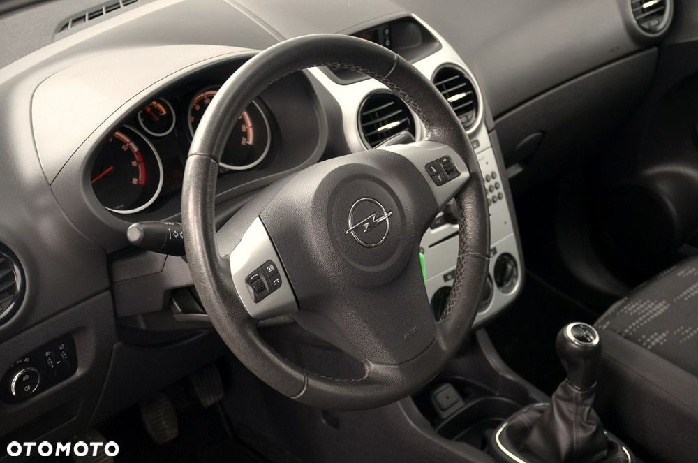 Opel Corsa - 11