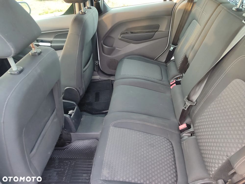 Ford Transit Connect - 15