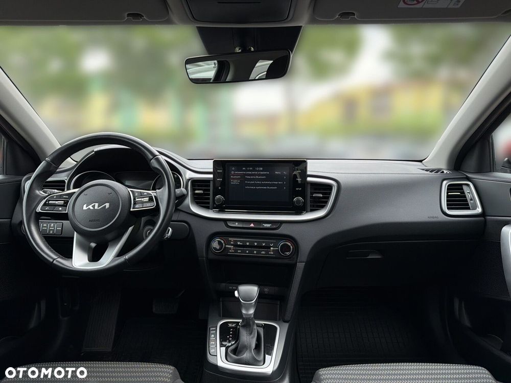 Kia Ceed - 17