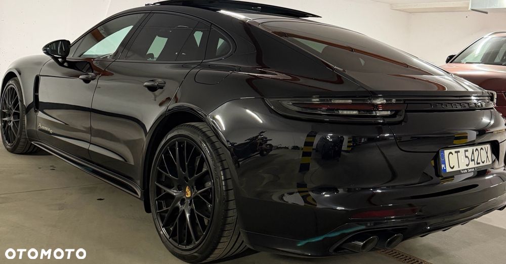 Porsche Panamera 4 E-Hybrid 10 Years Edition - 39