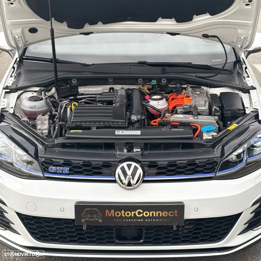 VW Golf 1.4 GTE Plug-In-Hybrid DSG - 13
