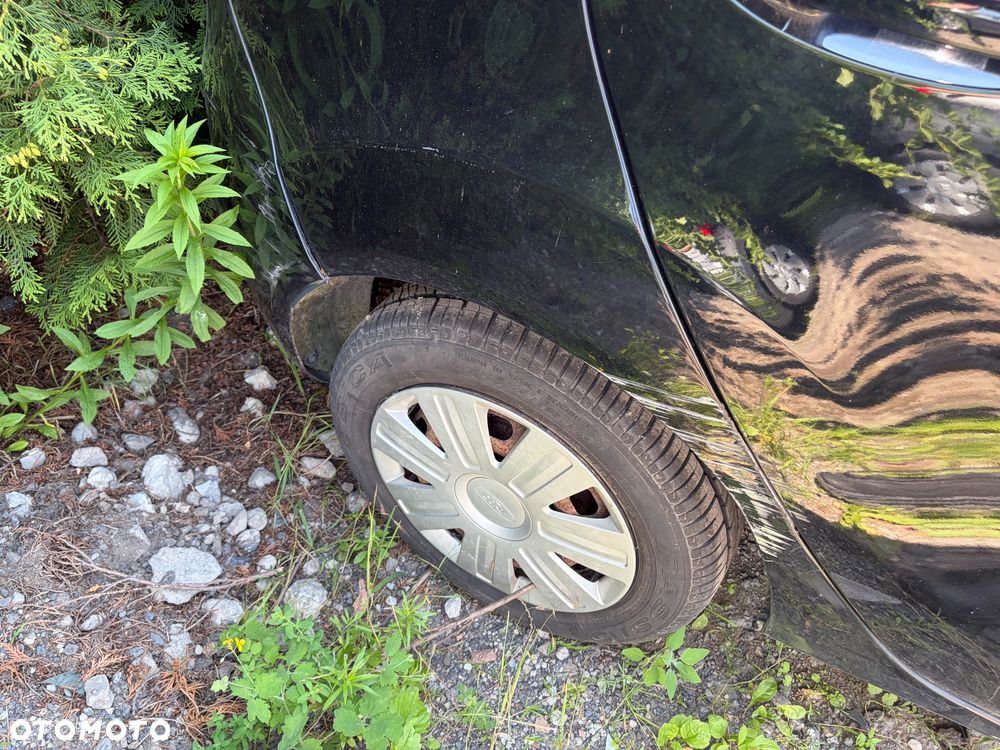 Ford Fiesta 1.0 EcoBoost SYNC Edition ASS - 4