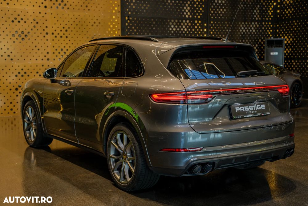 Porsche Cayenne E-Hybrid Tiptronic S Platinum Edition - 5