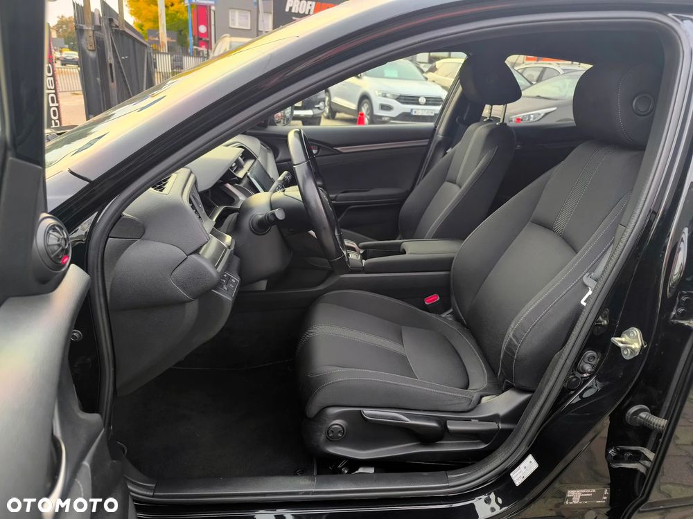 Honda Civic 1.6 i-DTEC Lifestyle Black Edition - 13
