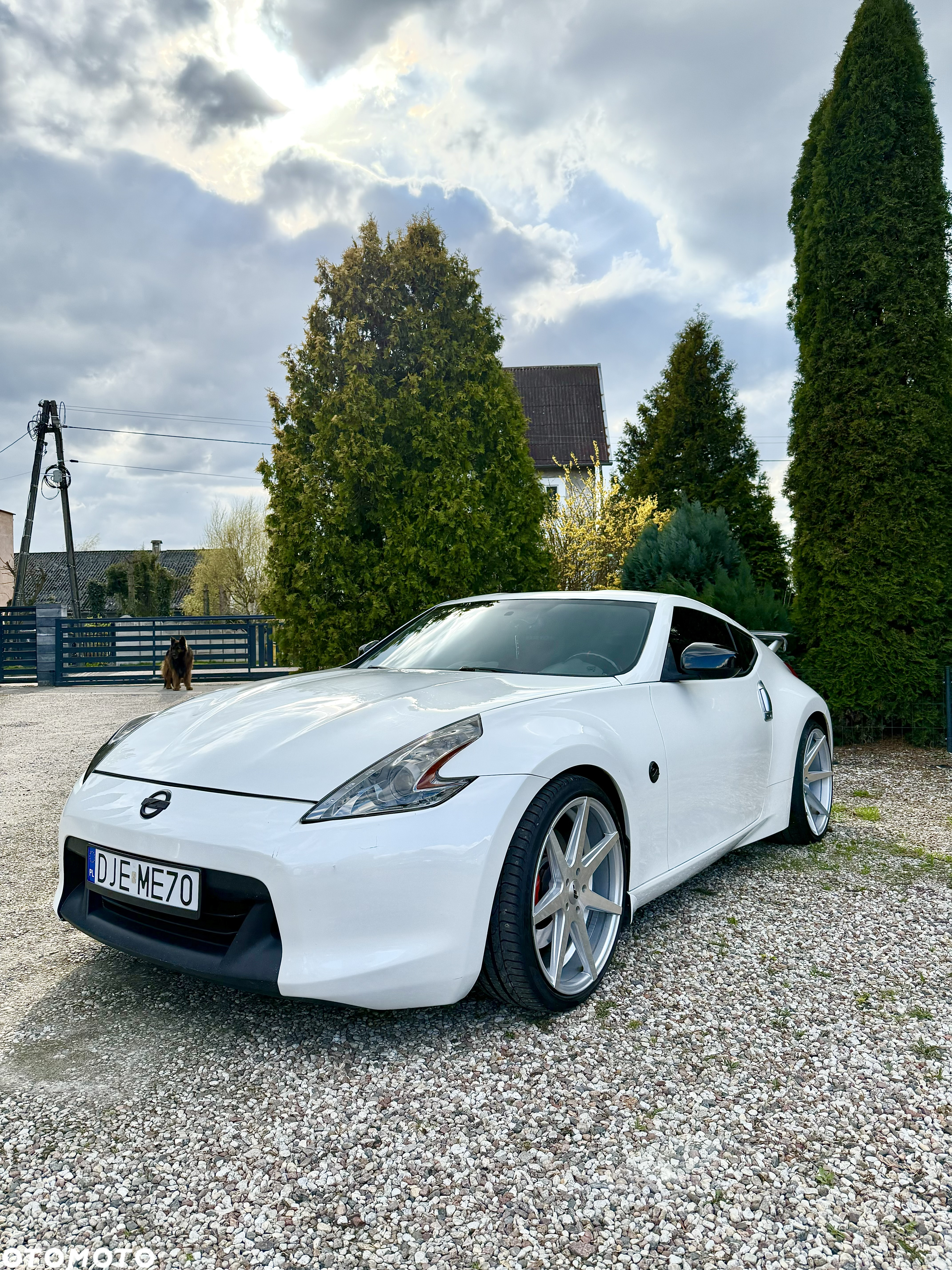 Nissan 370 Z - 3