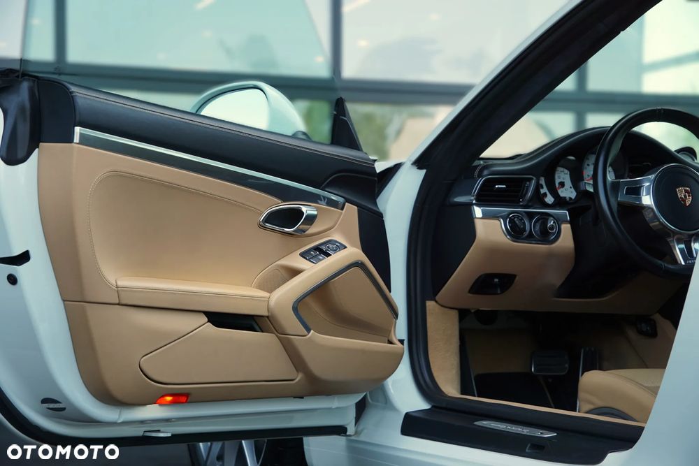 Porsche 911 - 10