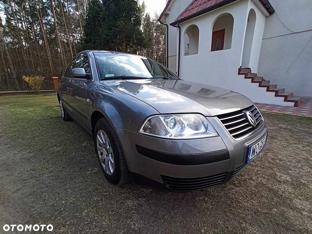 Volkswagen Passat 1.9 TDI Comfortline - 2