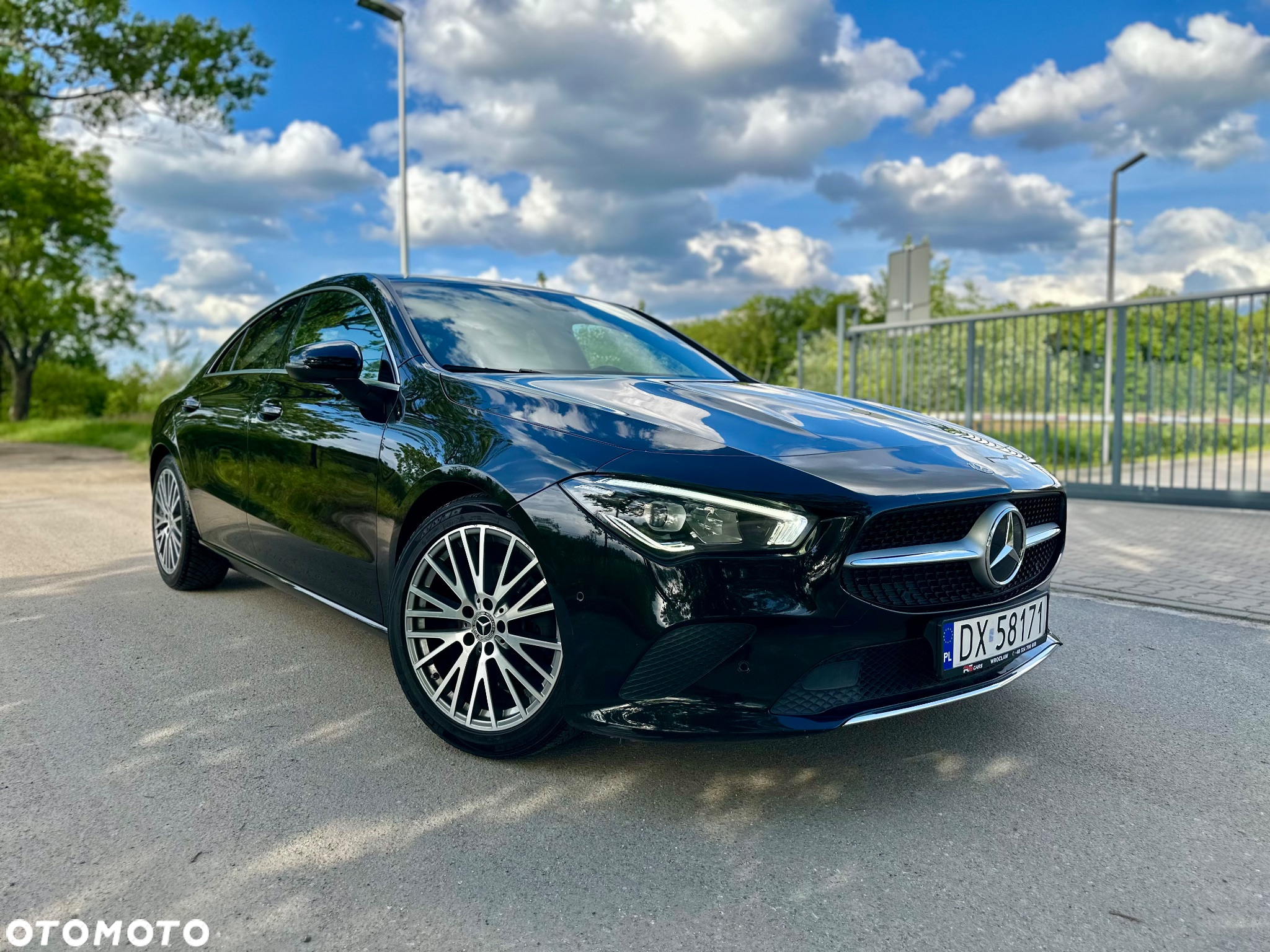 Mercedes-Benz CLA 180 Progressive 7G-DCT - 3