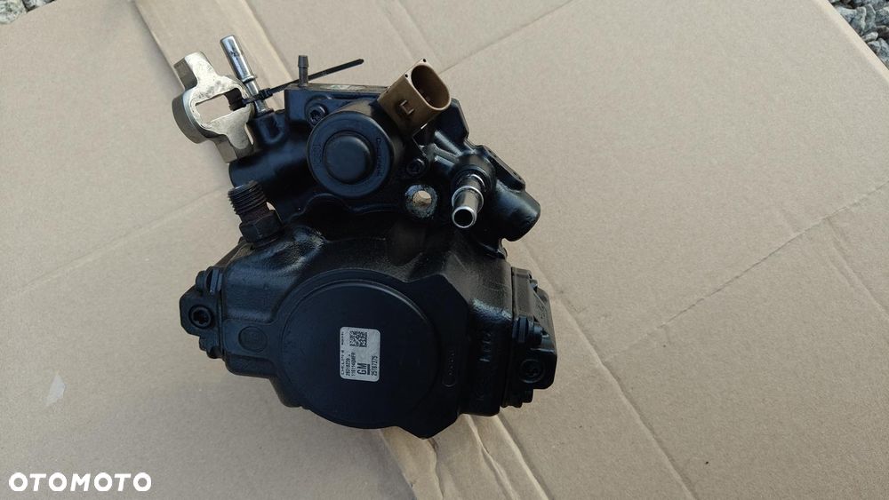 Chevrolet Captiva Orlando 2.0 Diesel Pompa Wtryskowa 25187375 - 1