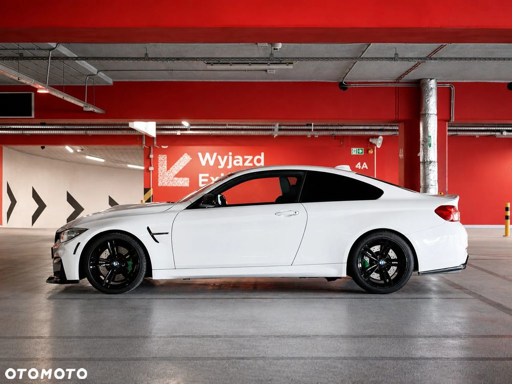 BMW M4 DKG - 14