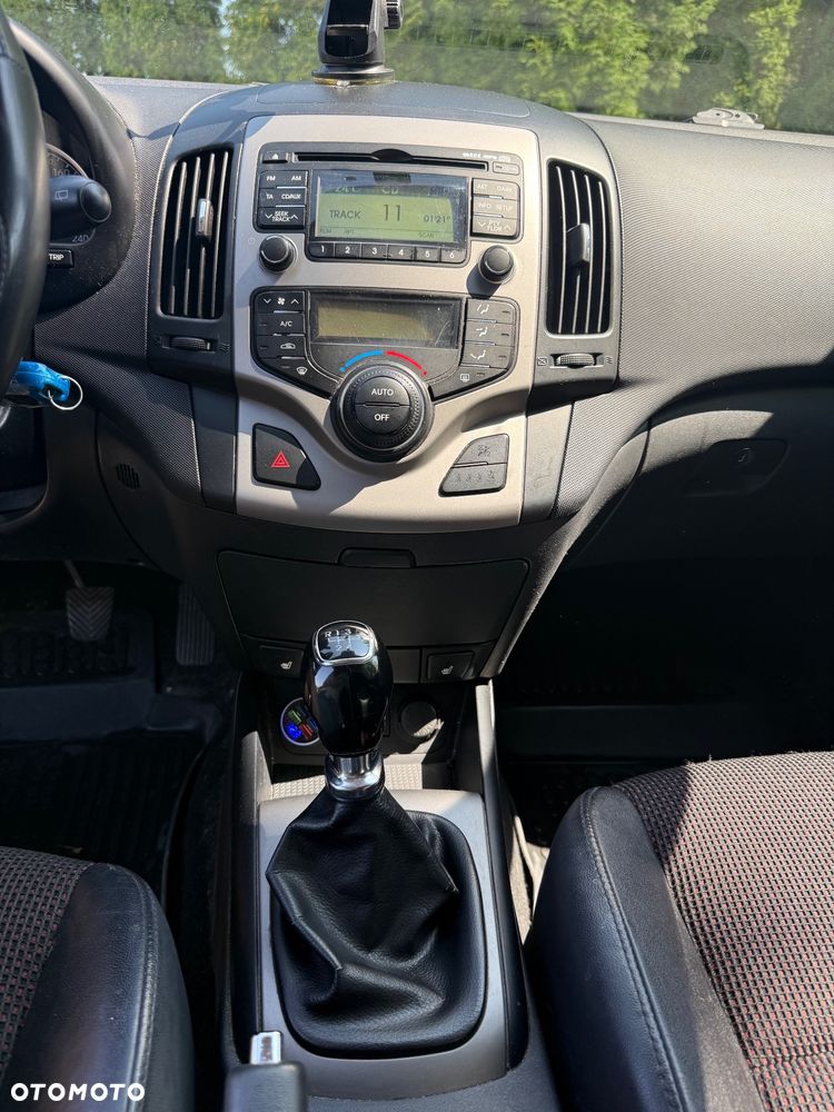 Hyundai i30 1.4 Classic EU5 - 8