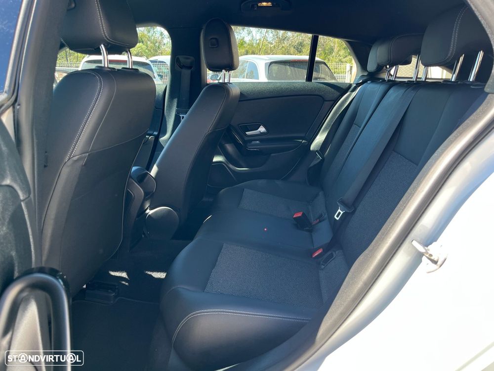 Mercedes-Benz CLA 180 d Shooting Brake Business Solutions - 39