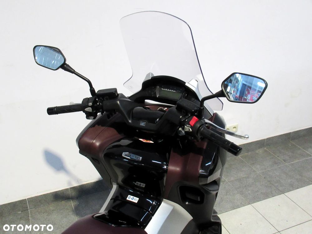 Honda NC - 9