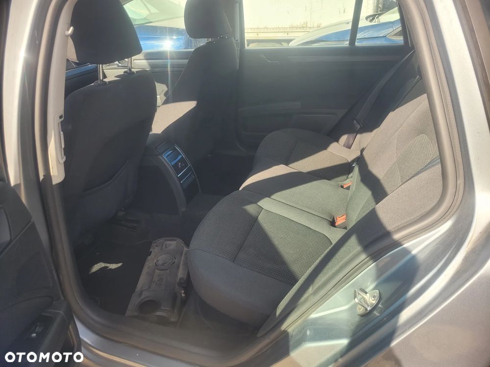 Skoda Superb 1.4 TSI Ambition Green tec - 11