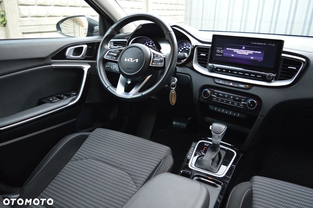 Kia Ceed 1.5 T-GDI Business Line Plus DCT - 14