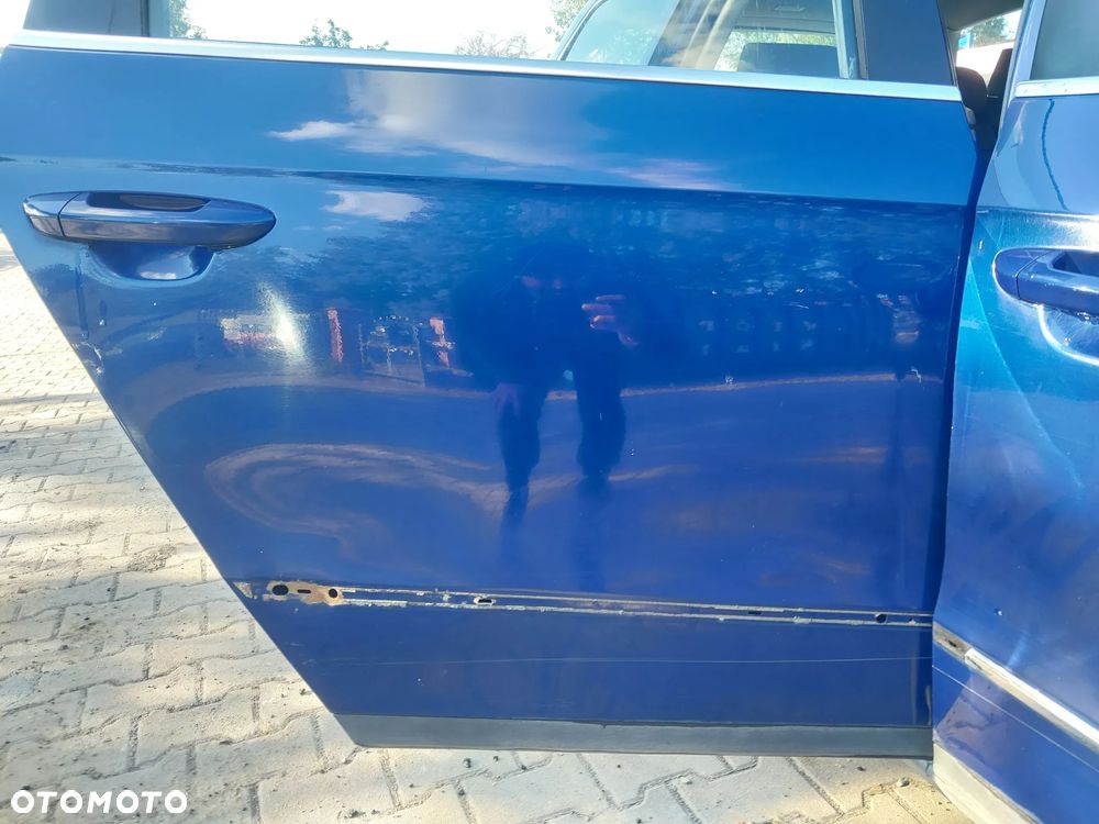 Volkswagen Passat B6 KOMBI silnik kompletny 2.0 TDI 140KM BKP Bmn Bmr Bkd Blb Bre Brf Brd Bsy Byl Bma Bwc skrzynia biegów JLU 6 biegów sprzęgło dwumasa lewarek drzwi prawe lewe przód tył klapa lusterko NIEBIESKI LC5E listwy chrom turbina turbosprężarka pompa maglownica zwrotnica zacisk kokpit panel dekory boczek drzwi tapicerka podsufitka podszybie fotel zestaw startowy sterownik szyba zamek lampa blenda wykładzina alufelgi roleta podłokietnik mechanizm tempomat kolektor osłona dolot tłumik wydech NA CZĘŚCI WSZYSTKIE CZĘŚCI - 7