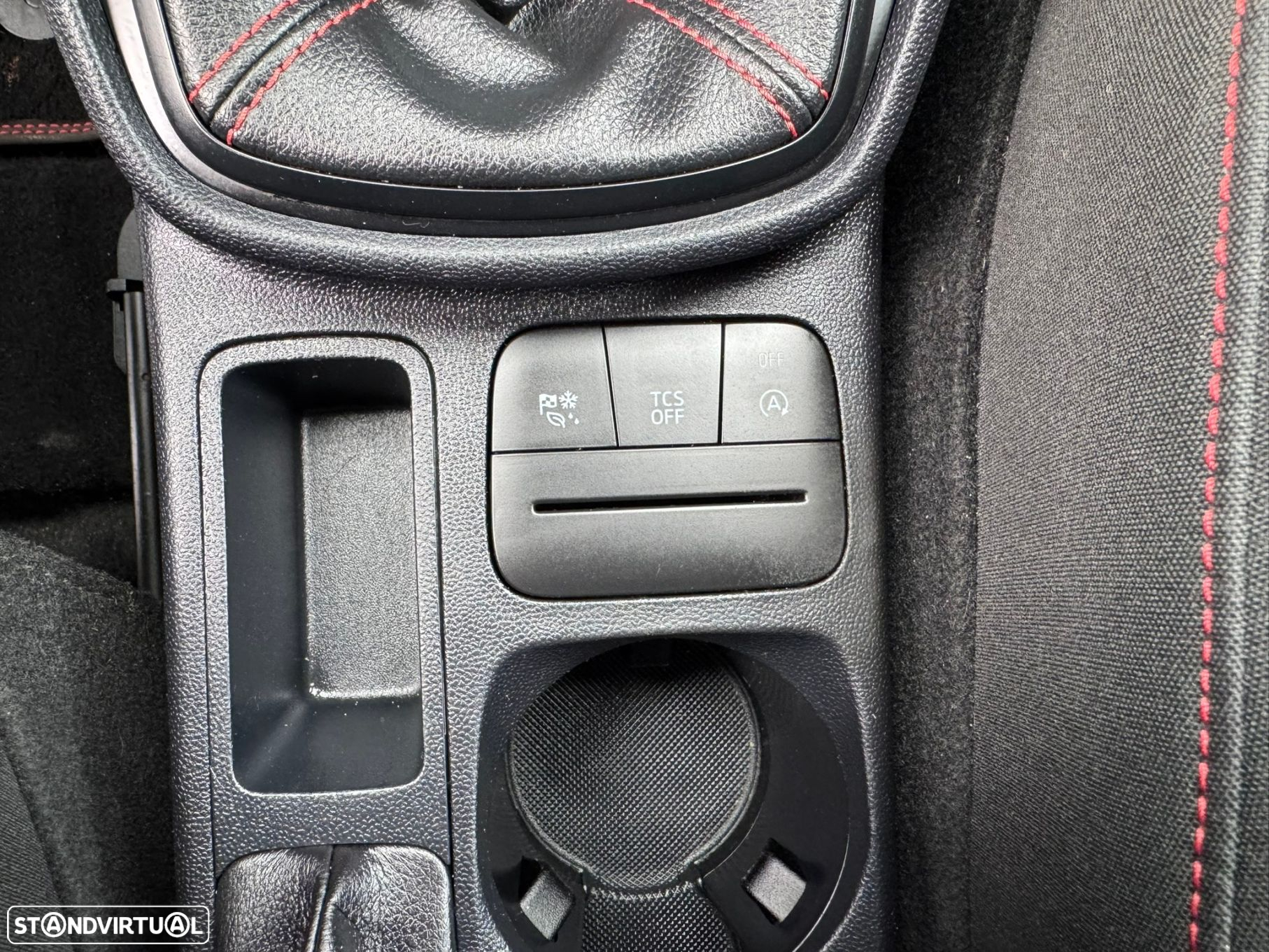 Ford Fiesta 1.0 EcoBoost ST-Line - 23