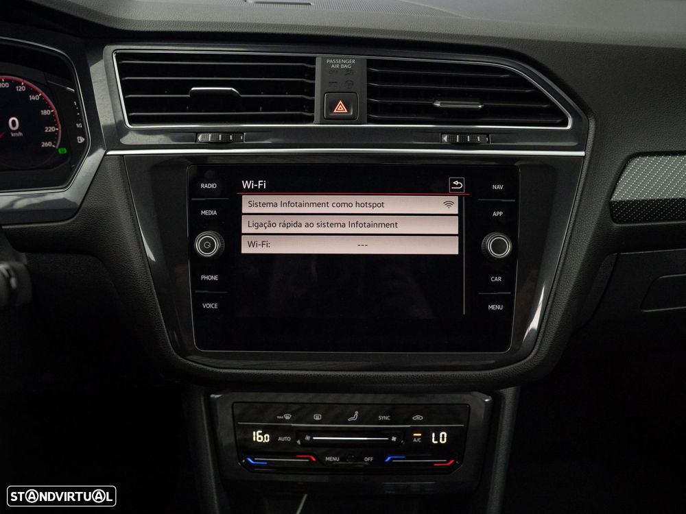 VW Tiguan Allspace 2.0 TDI R-Line DSG - 39