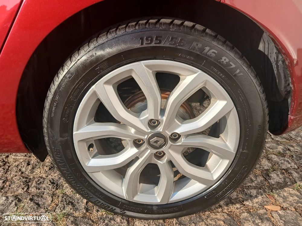 Renault Clio 1.5 dCi Dynamique S — fotografia 13