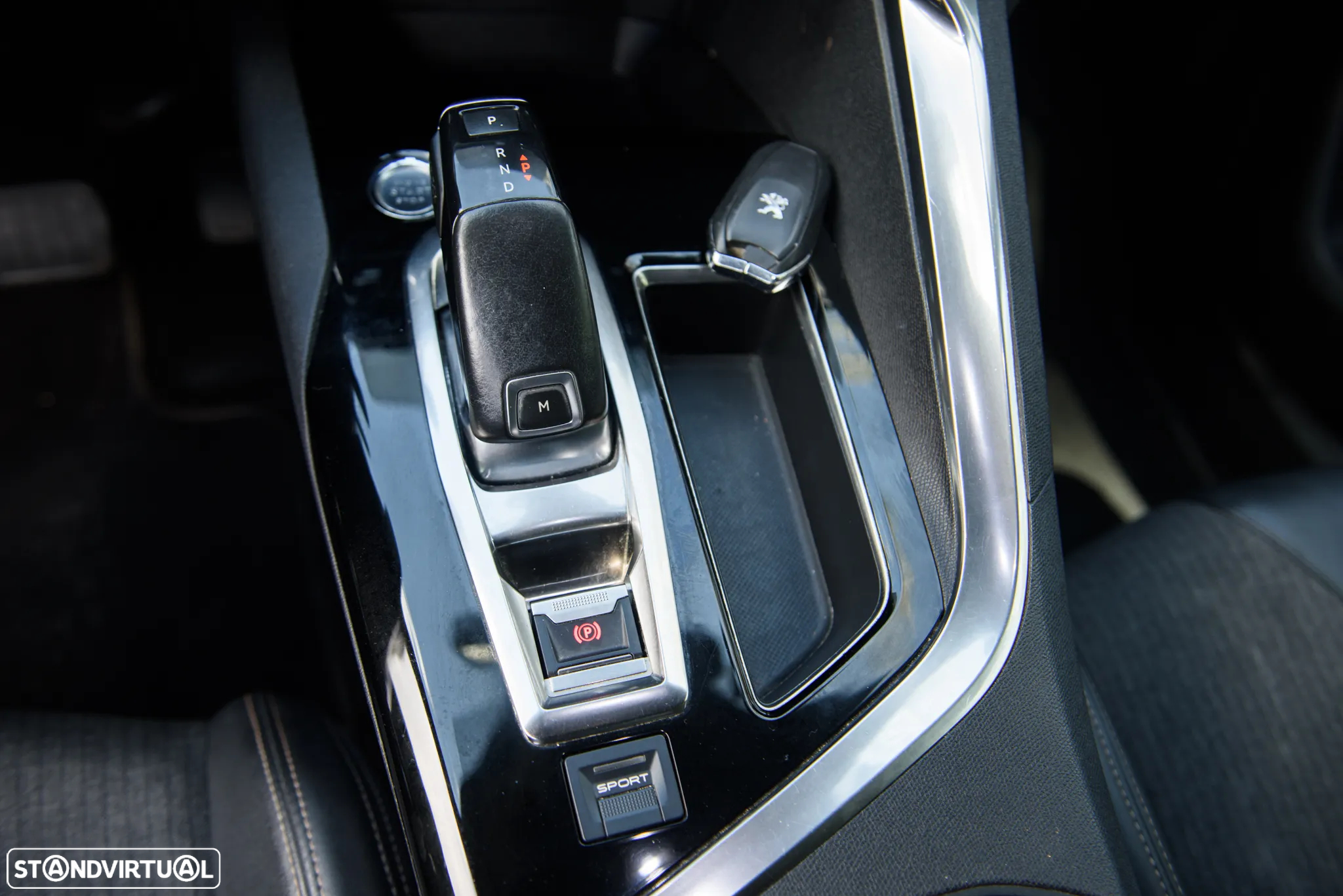 Peugeot 5008 1.5 BlueHDi GT Line EAT8 - 51