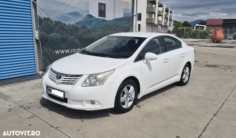 Toyota Avensis 2.0 D-4D Executive - 1