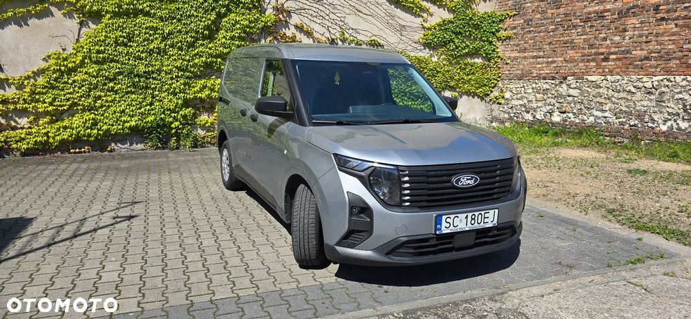 Ford Transit Courier - 2