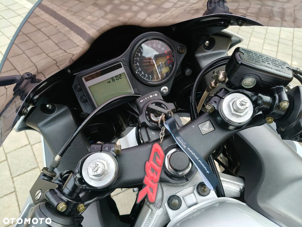 Honda CBR - 12