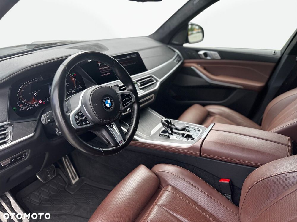 BMW X7 - 12