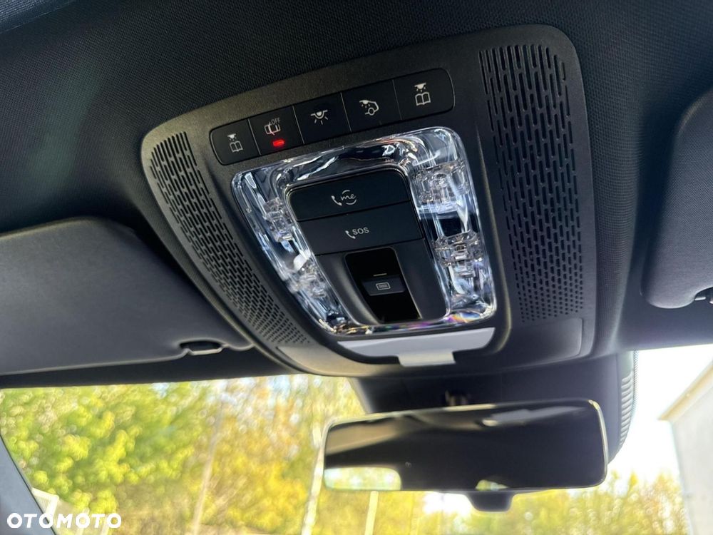 Mercedes-Benz CLA - 26