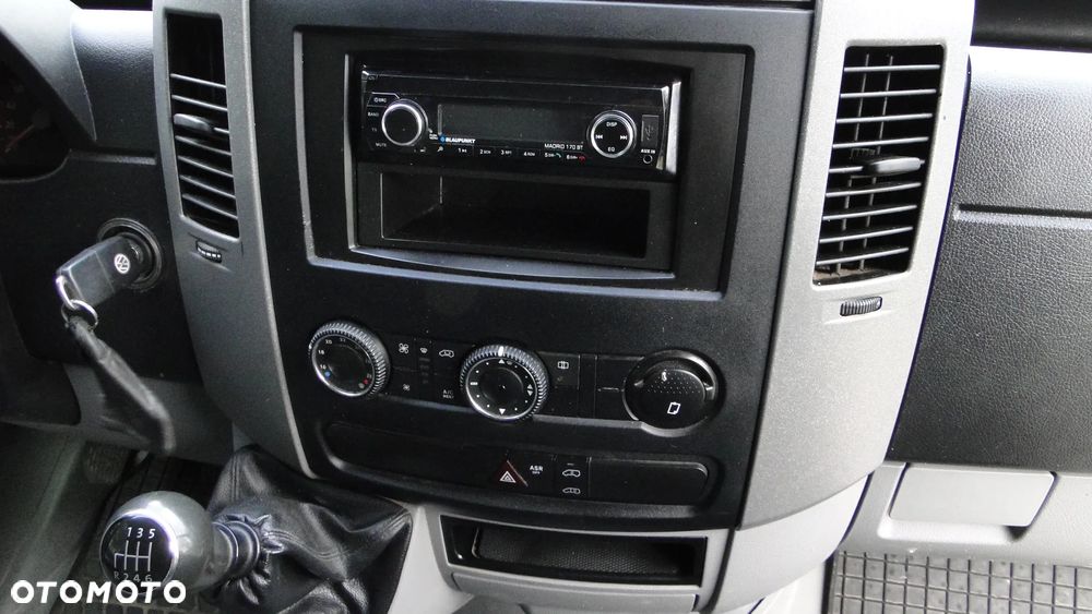 Volkswagen CRAFTER - 11