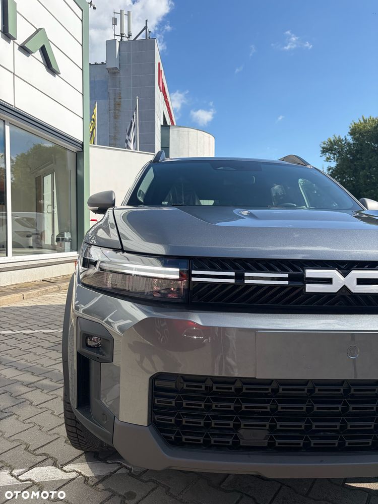 Dacia Duster 1.2 TCe Hybrid-G 150 Journey 4x4 - 11