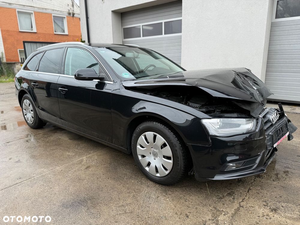 Audi A4 Avant 2.0 TDI DPF multitronic Ambition - 4