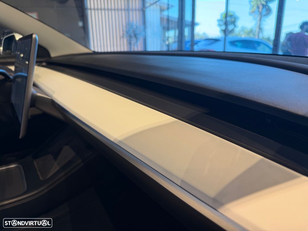 Tesla Model 3 Performance Dual Motor AWD - 41