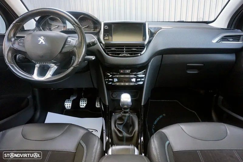 Peugeot 2008 1.2 PureTech Crossway - 4