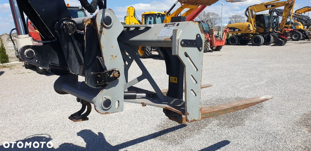 Manitou MRT 2150+/ kosz hydr /widły hydr/pilot /najbogatsza wersja wyposażenia - 34