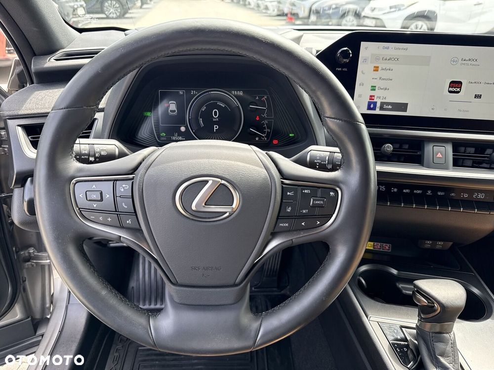 Lexus UX 250h GPF F Sport Design 2WD - 24