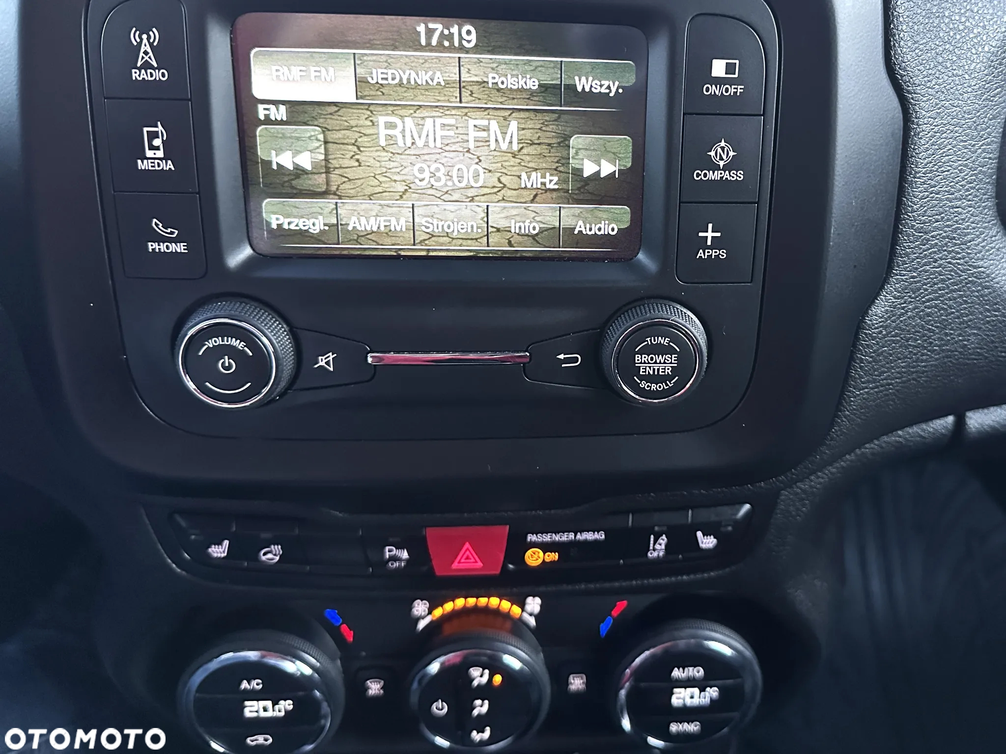Jeep Renegade 1.4 MultiAir Limited FWD S&S - 27