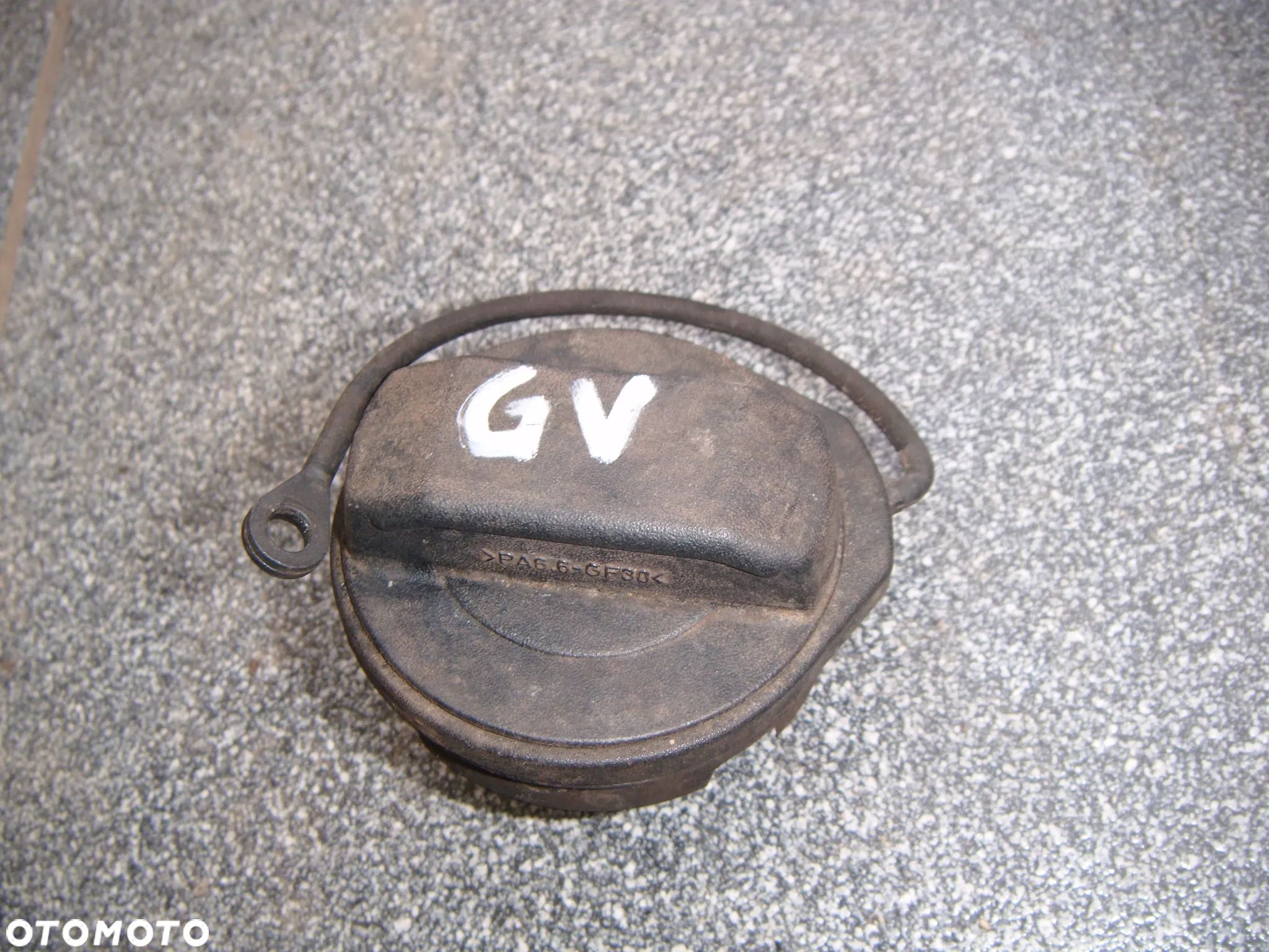 vw golf v korek wlewu paliwa - 1