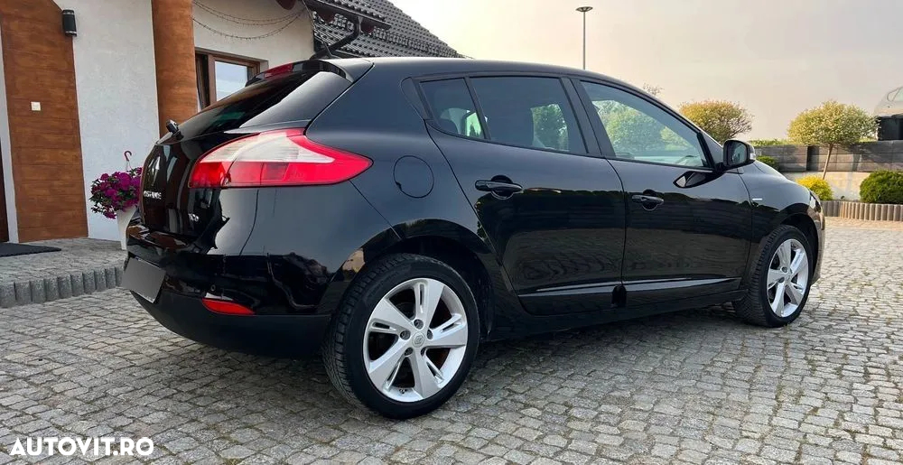 Renault Megane Grandtour ENERGY TCe 115 Start & Stop Bose Edition - 2