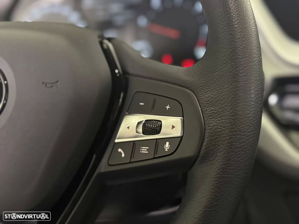 BMW 116 d Advantage Auto - 27